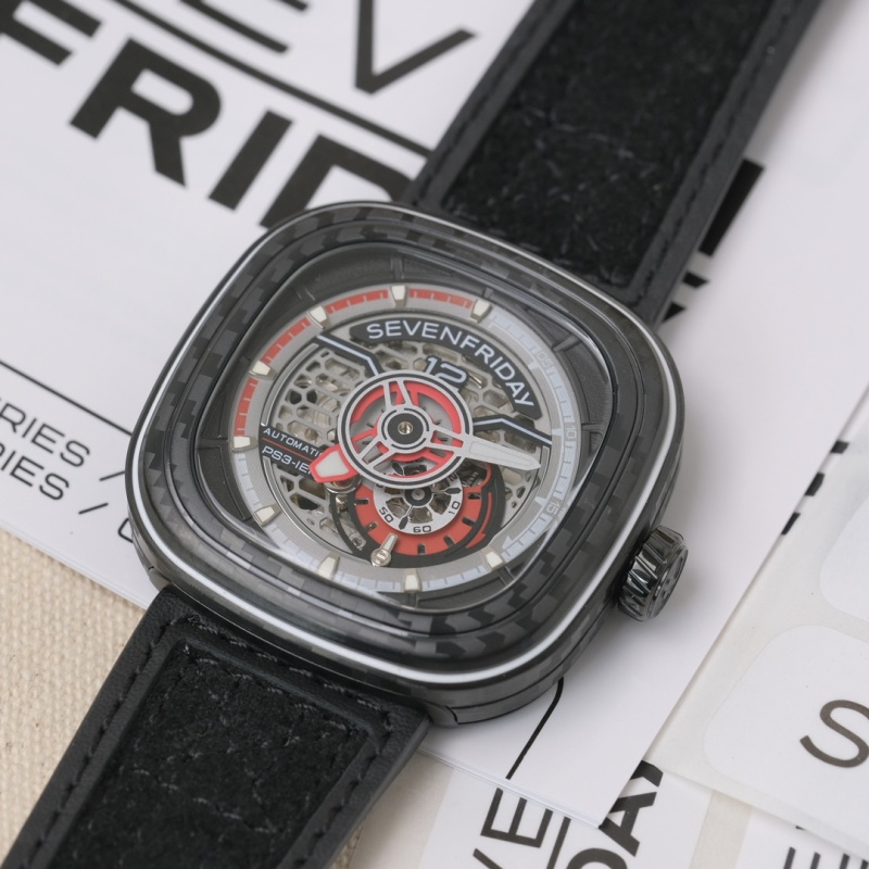 Часы SevenFriday