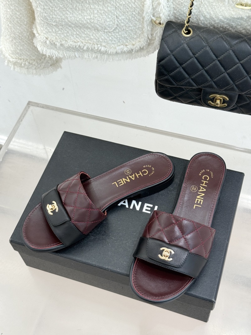 Сандалии стеганые с логотипом Chanel