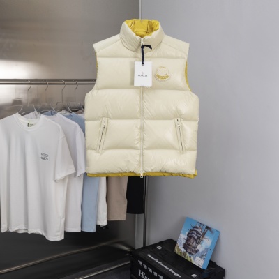 Жилет Moncler Lipsi
