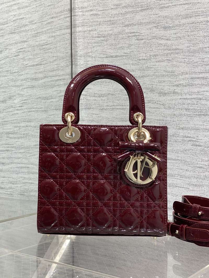 Сумка Dior Lady Dior бордовая лаковая
